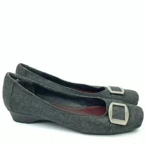 Liz Claiborne flats sz 5.5 gray buckle square toe vintage 90s